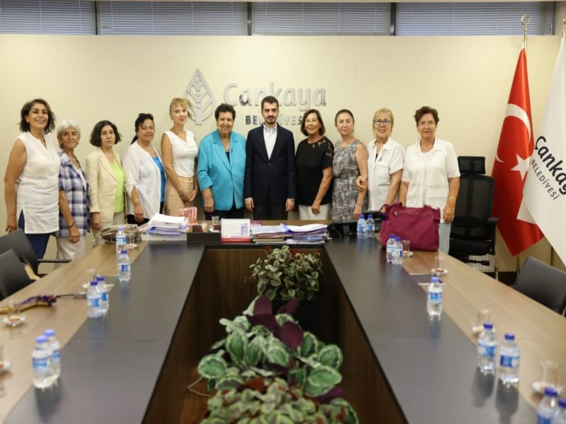 Çankaya Belediye Başkanı Sayın Hüseyin Can Günere iade-i ziyarette bulunduk.